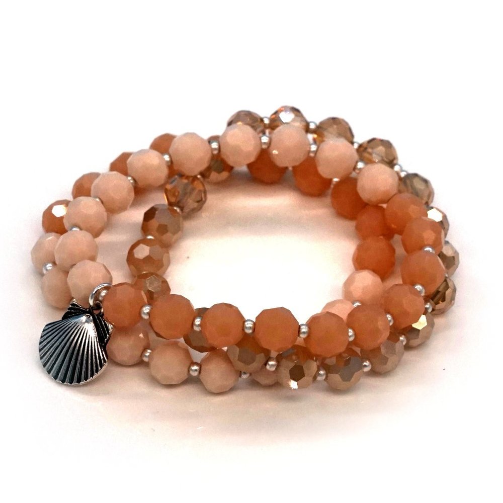Bracelet 3 Strands Smokey Topaz, Carnelian Orange Peach, Silver Shell Charm. OS.